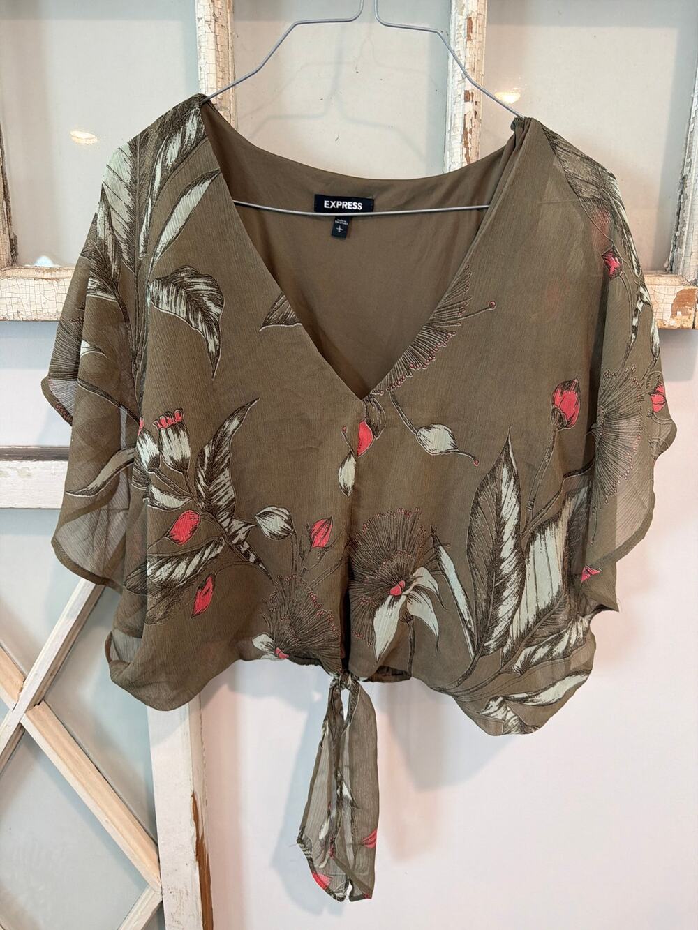 Express size large floral sheer top tie waist